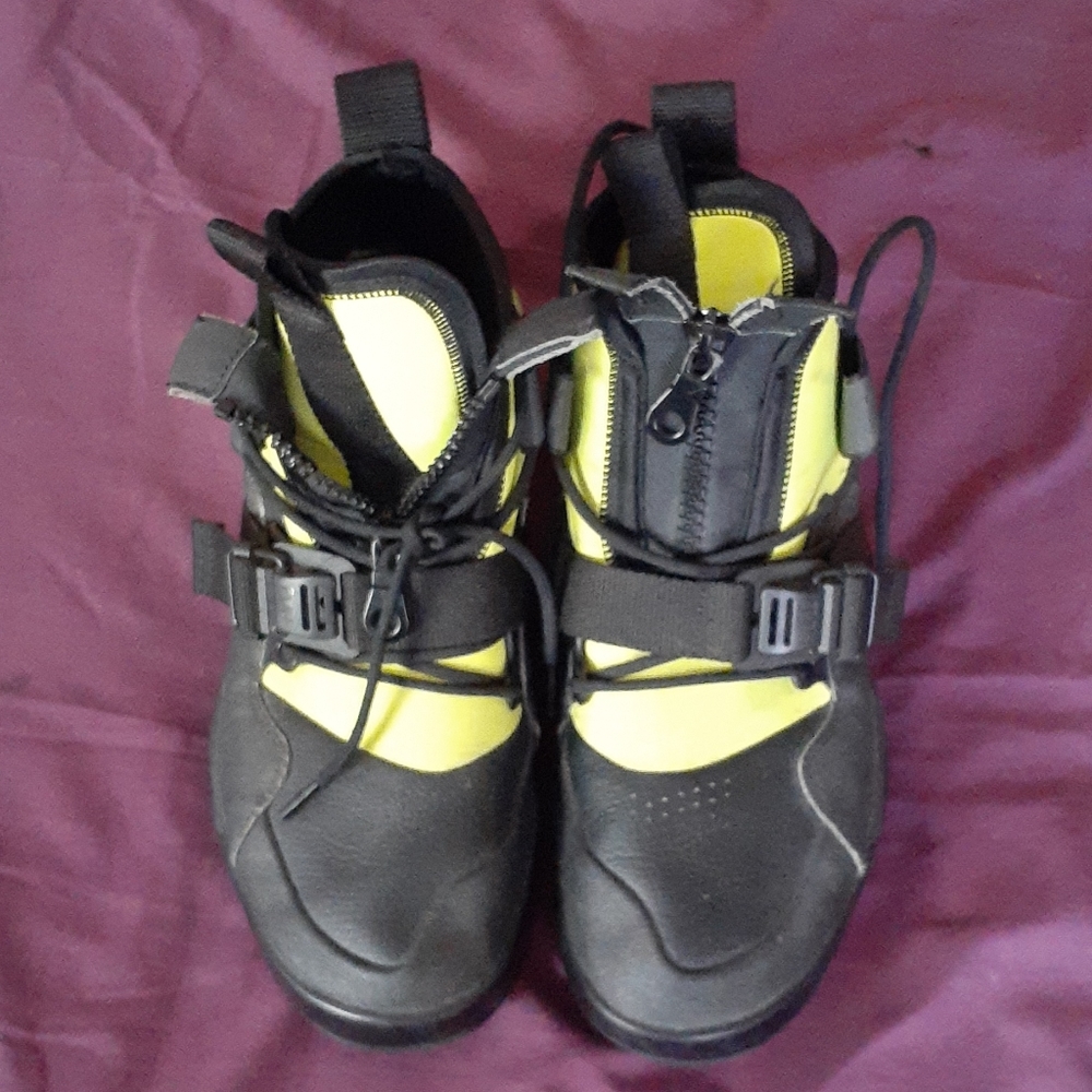 Nike Air Force 270 Utility